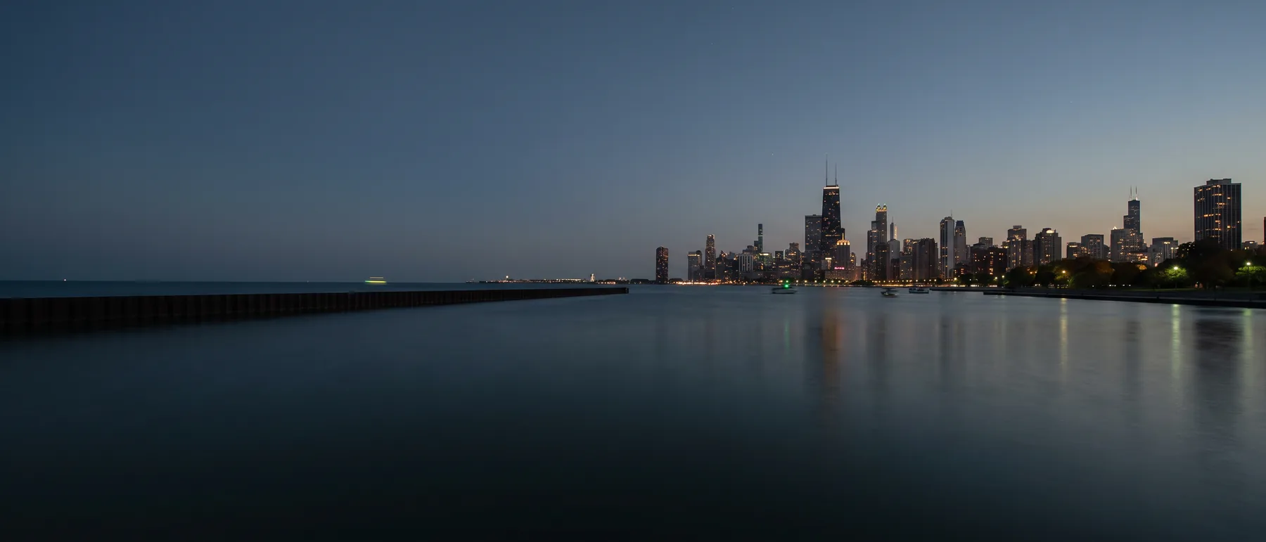 Chicago colocation market, the city at dusk
