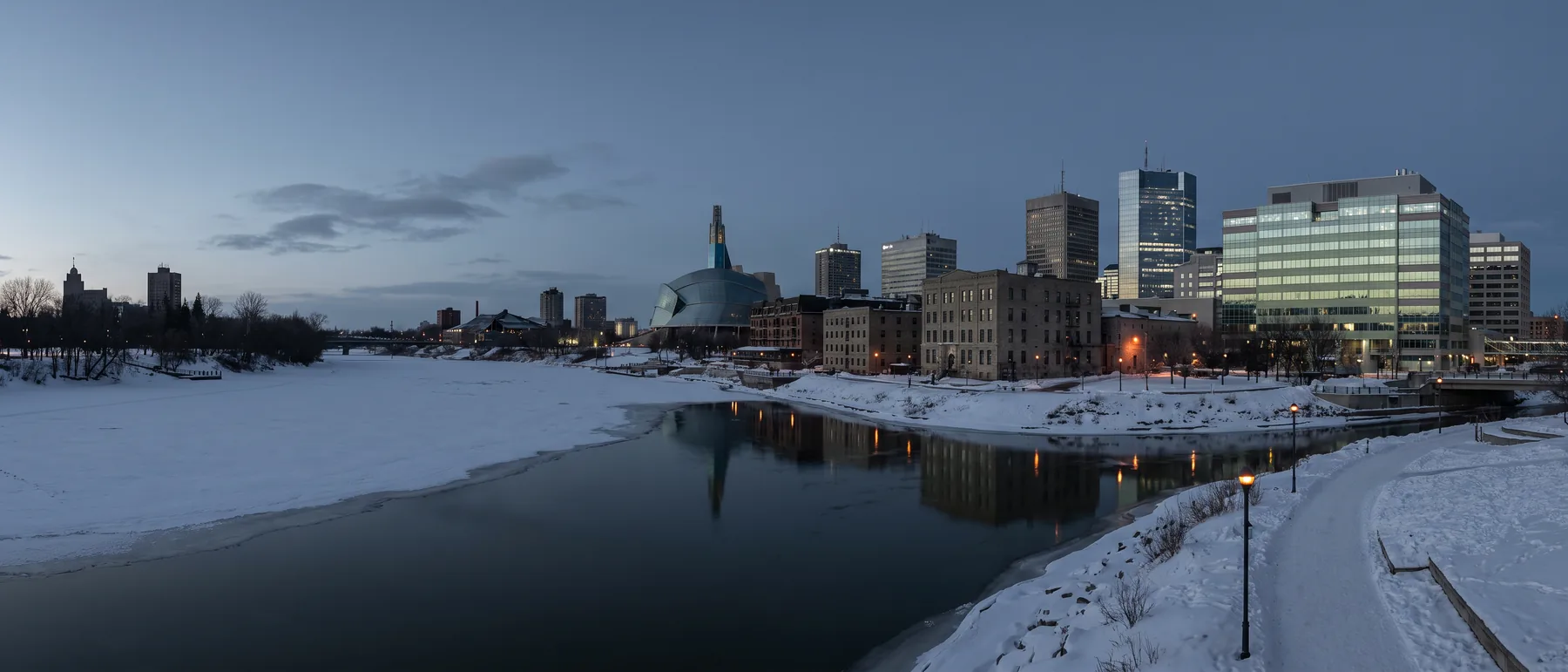 Winnipeg colocation market, the city at dusk